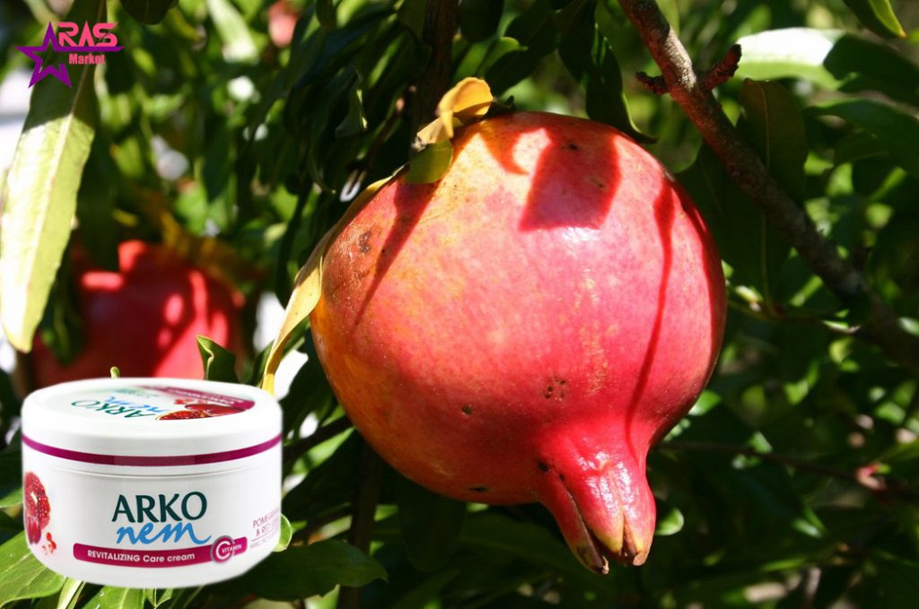 کرم مرطوب کننده آرکو نم حاوی عصاره انار و انگور قرمز 300 میلی لیتر ، خرید اینترنتی محصولات شوینده و بهداشتی